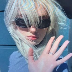 Meet your Posher, Tess